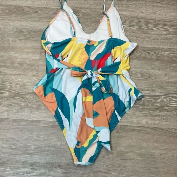 Auroural Belted One-Piece Swimwear One-Piece Plus Size Overlay Print Bikini - Picture 2 of 5